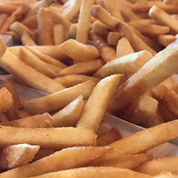 Meet your Posher, CK - Picture 1 of 1